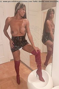 LEONA PORNOSTAR trans Brescia