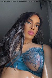 GIOVANNA CLOSE trav Bologna