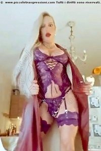 VITTORIA trans escort Torino