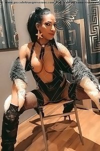 SABRINA HOT trans Pisa