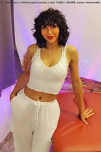 MASSAGGIATRICE OLISTICA trans Bergamo