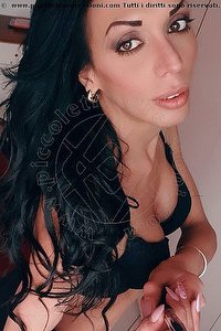 GRAZIELLA FERNANDES MANTOVA<br><span class=
