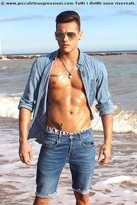 WESLEY MILANO<br><span class=