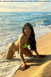 TAINÁ OLIVEIRA trans Prato