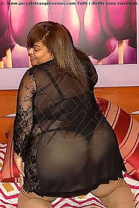 VALENTINA escort Perugia