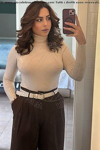 JHENNYFER BEATRIZ trans Verona