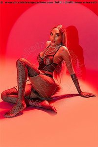 BARBIE BLACK trans escort Firenze