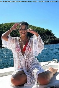 ESTRELLAS escort Bologna