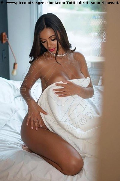 Escort Cristina Hott 3511527353 Incontri Modena zona Via Matilde Canossa Escort Cristina Hott 3511527353 Incontri Modena zona Via Matilde Canossa