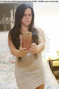  RAFFAELLA BASTOS trans Estero