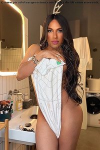 trav giovanna close udine foto 5