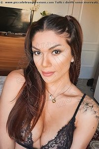 PAULA BITUSCHINI GENOVA 3898857998