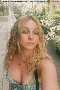  KARINA MOTTA trans escort Como