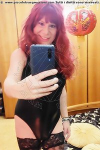  ALESSIA ITALIANA trav escort Torino