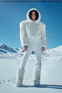  SAMANTHA DUMONT trav escort Rimini