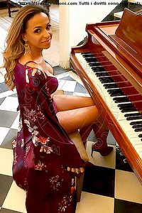  YARA LEONE trans escort Arezzo