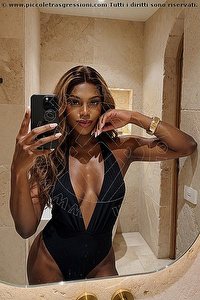 trans ivy müller bergamo foto 2