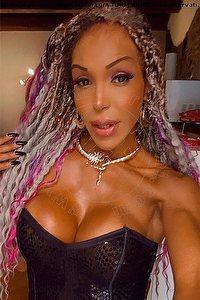  WANESSA ARMANI trans Rimini