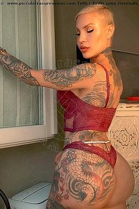 trans luna marks pornostar vicenza foto 1