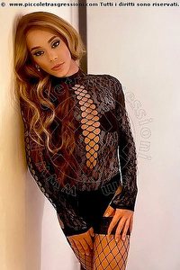 trav sabrina arantes milano foto 2