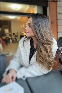  BARBARA OLIVEIRA trans Firenze