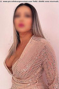  JOLIE' escort Bari