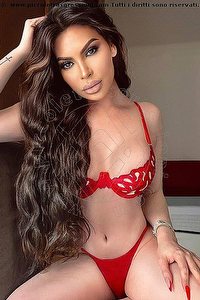  JULLY ALVES trans Milano