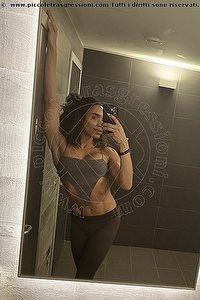  VIOLET trans Milano