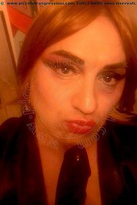  EMBER trav escort Avellino