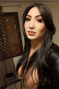  KATRINY LIMA trans Pavia