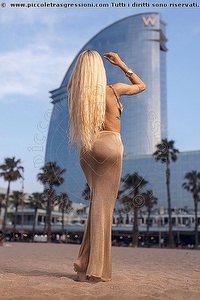  KAROLLAYNE ARRUDA trans Milano