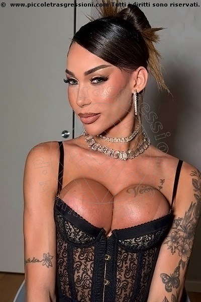 Foto di trans Karollayne Arruda