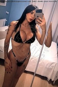 trans isah sanchez rimini foto 1