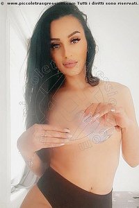  CAROLINA FOX escort Genova