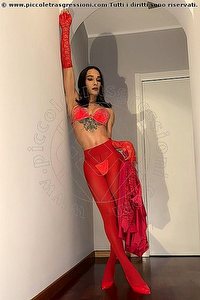  BELLA XXL trans Milano