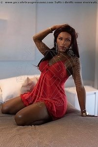  EVA BLACK trans escort Arezzo