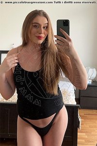  RENATA CAMARGO trans Lodi