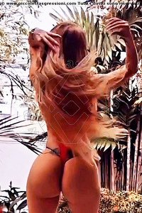  REBECCA ISABELL trans Milano