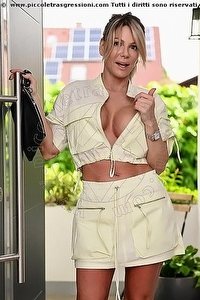  SHARON SCHLEIN escort Perugia