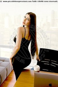  YVONNE girls Milano