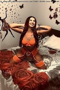 escort laura bulgari perugia foto 1