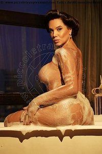 girls livia red potenza foto 1