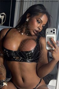  JASMINE FOX trans Milano
