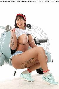  PENELOPE HOTT girls Isernia