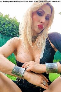 trans regina audrey italiana monza foto 5